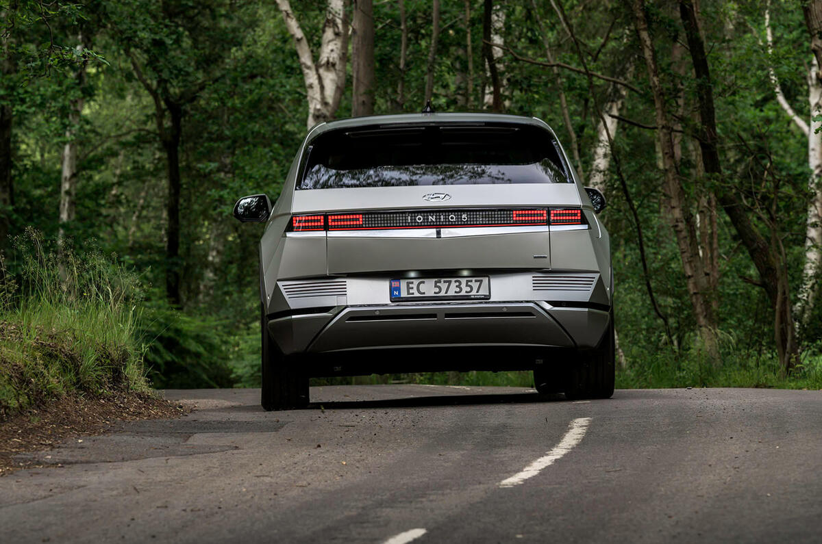 24 hyundai ioniq 5 2021 fd norway plates cornering rear