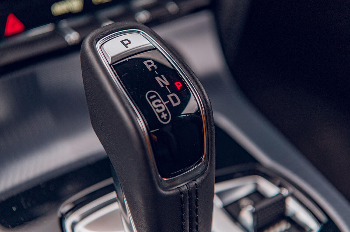 Jaguar F-Type 2020 road test review - gearstick