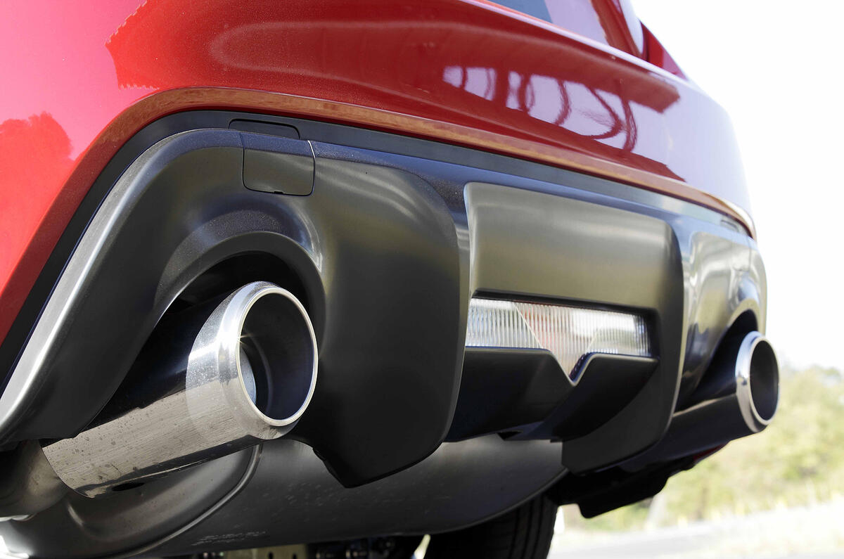 Toyota GT86 twin exhaust