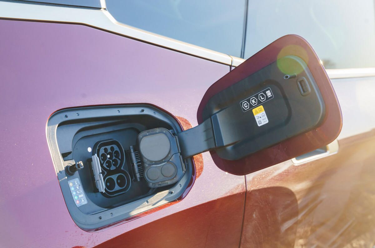 25 BMW iX 2022 road test review charging port