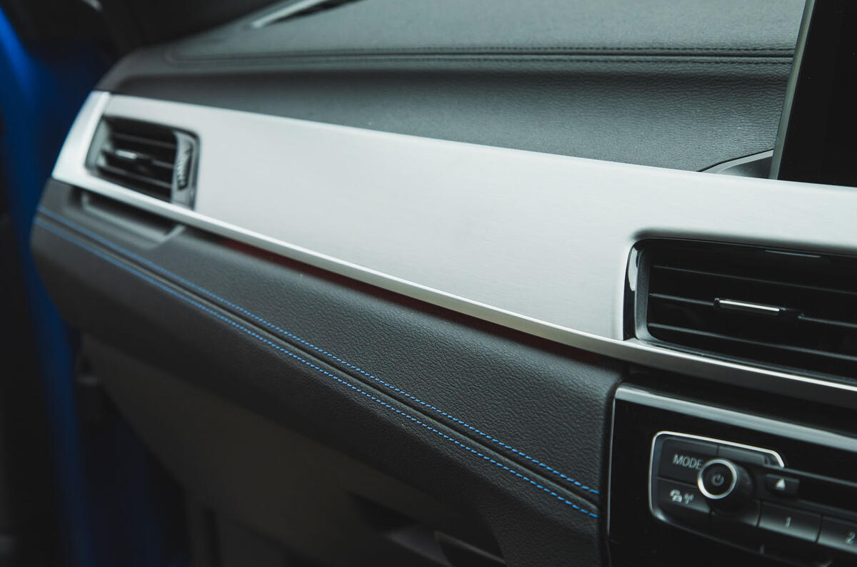 BMW X2 M35i 2019 road test review - dashboard trim