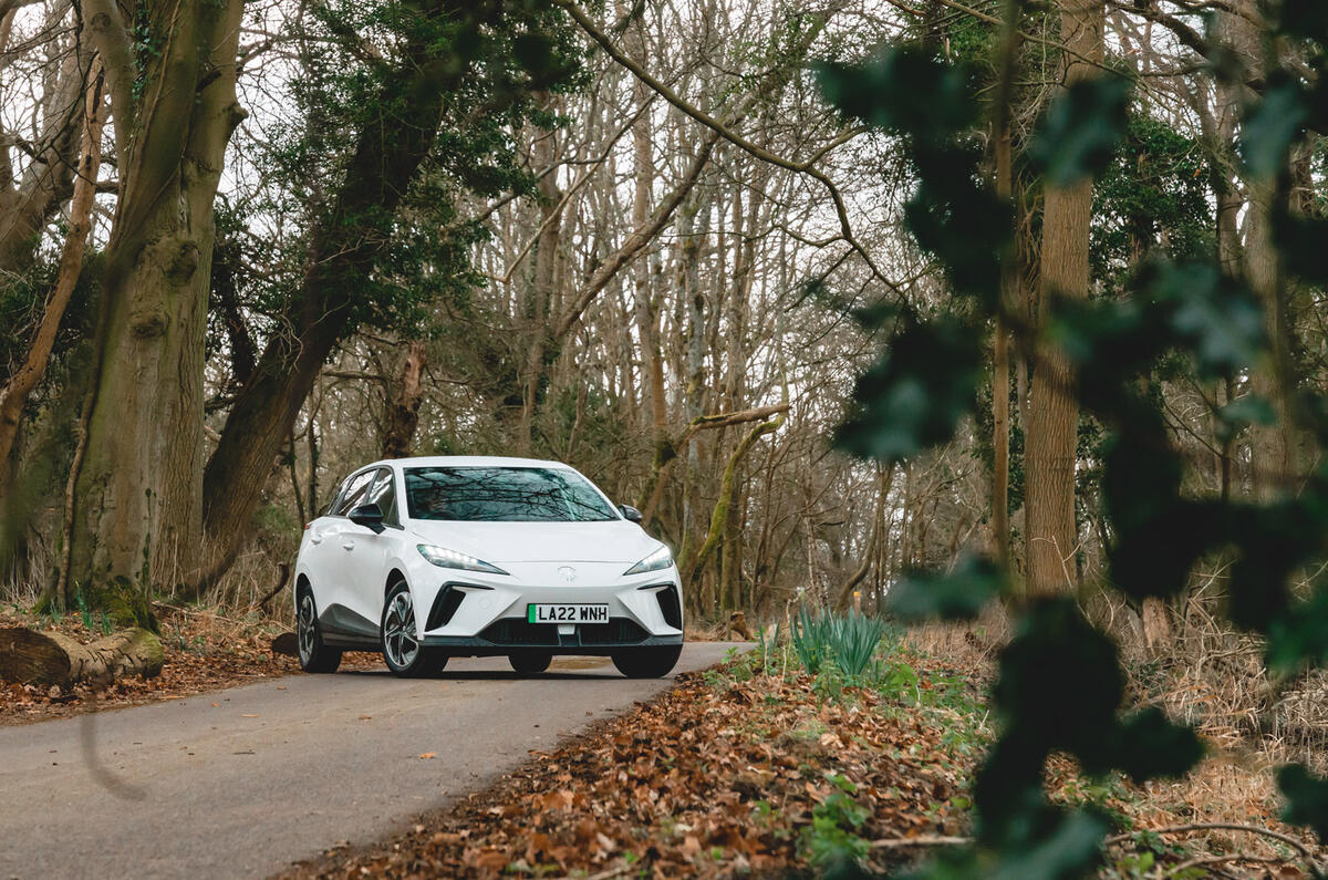 25 MG Motor MG4 EV Long Range RT 2023 static verdict