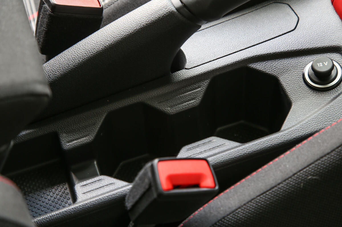 Volkswagen Polo GTI 2018 road test review cup holders