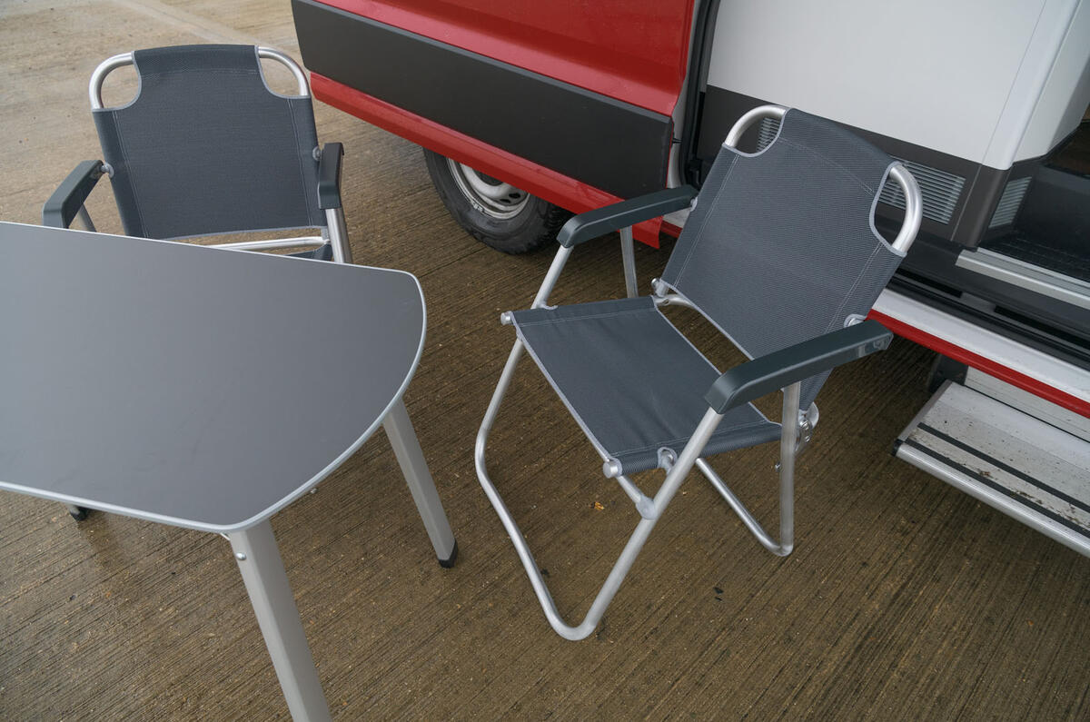 vw camping chairs