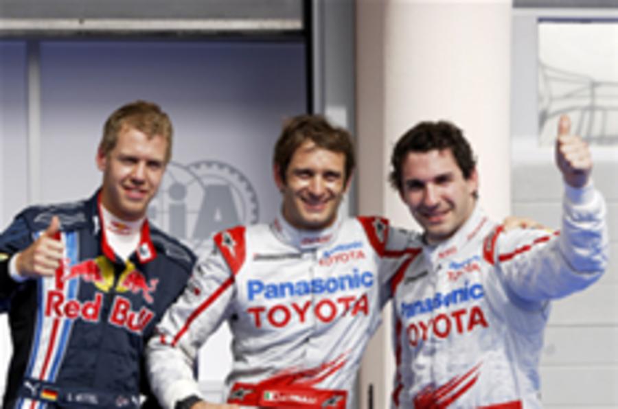 Trulli takes F1 pole in Bahrain