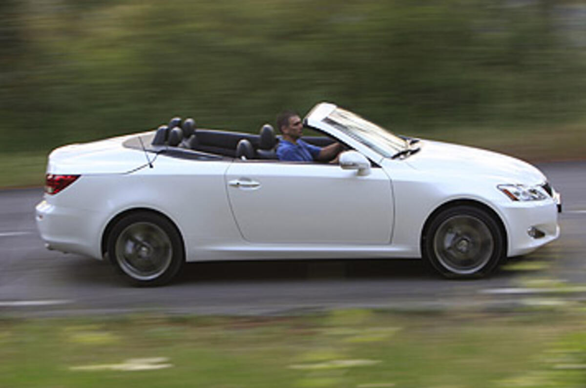 Lexus IS 250C SEL ACC/PCS Autocar