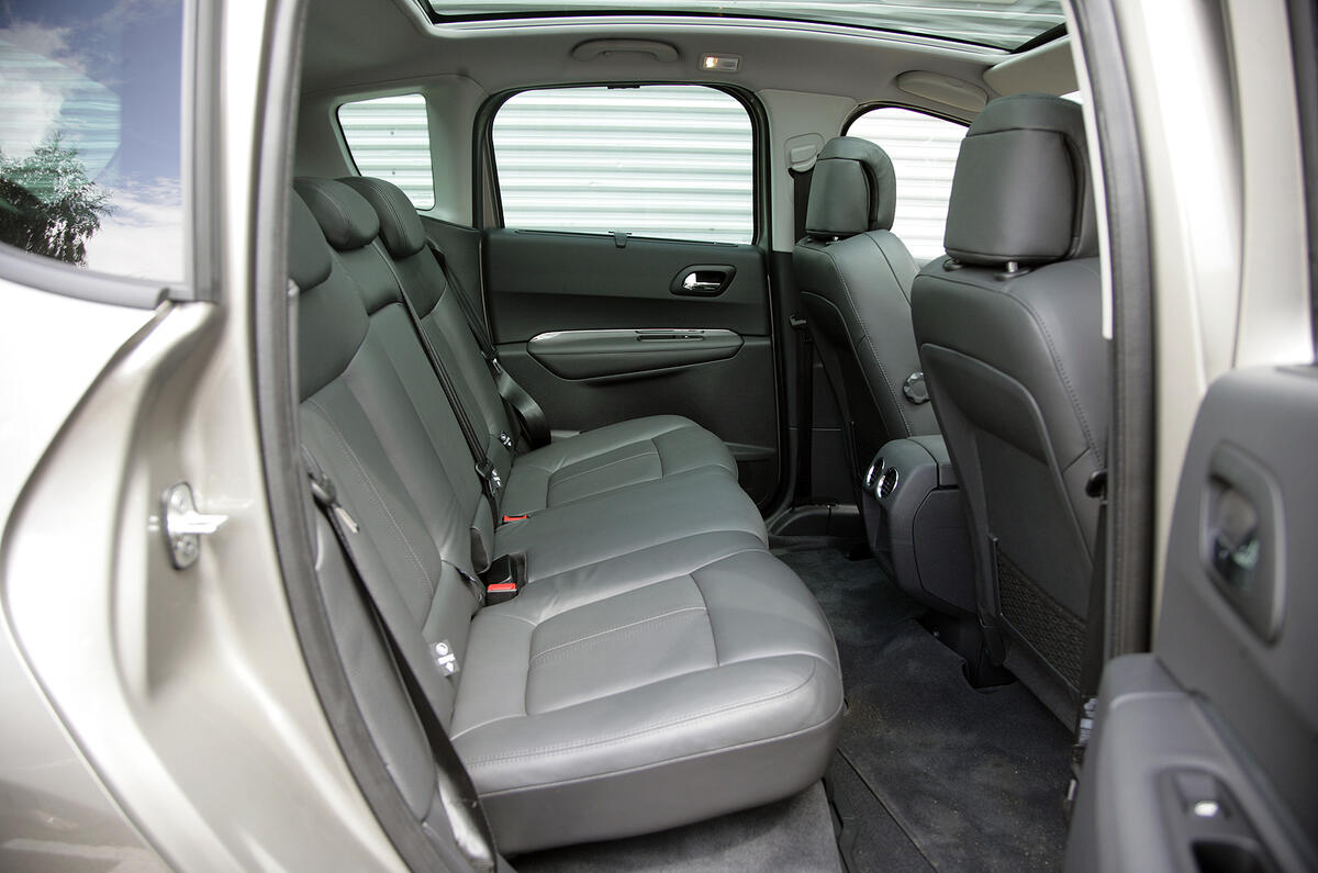 Peugeot 3008 HDi 150 Exclusive Autocar