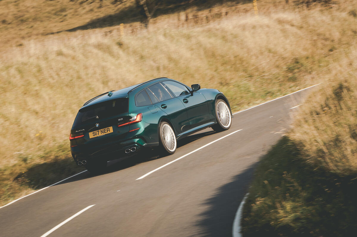 Alpina B3 Touring 2020 road test review - cornering rear