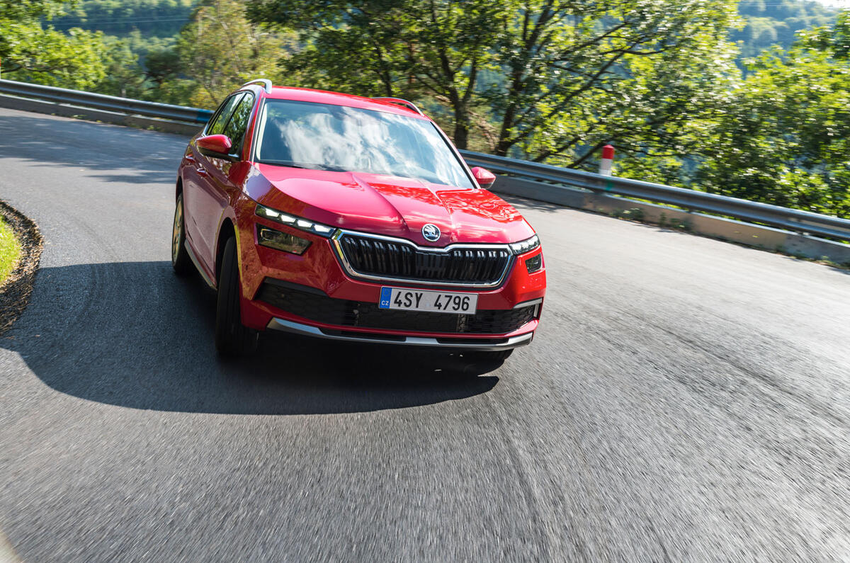 Skoda Kamiq 2019 road test review - cornering front