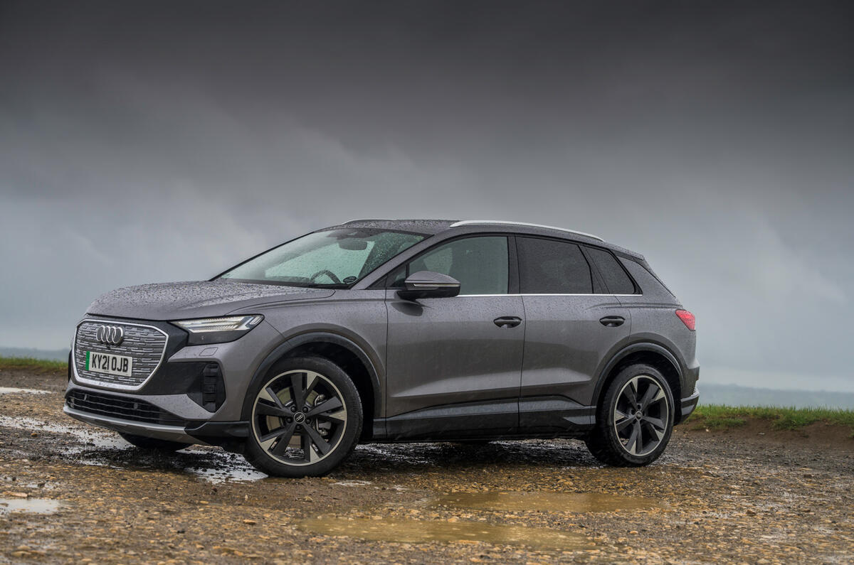 27 Audi Q4 E tron 2021 RT hero statique