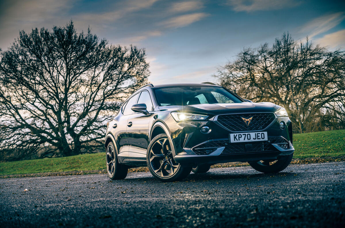 27 Cupra Formentor 2021 examen de l'essai routier statique