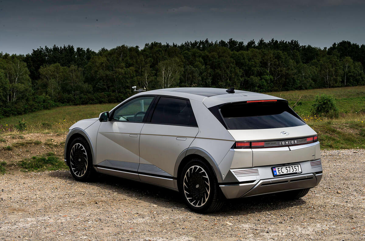 27 hyundai ioniq 5 2021 fd norway plates static rear