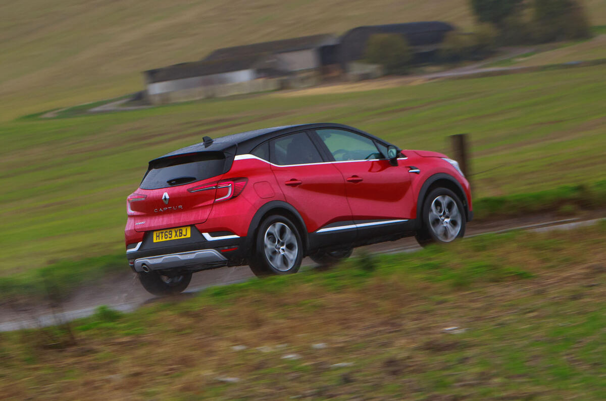 Renault Captur 2020 road test review - on the road rear