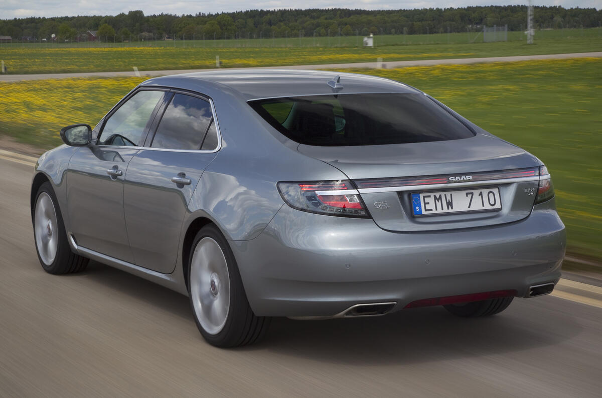 Saab 9 5 2 8t Xwd Aero Review Autocar