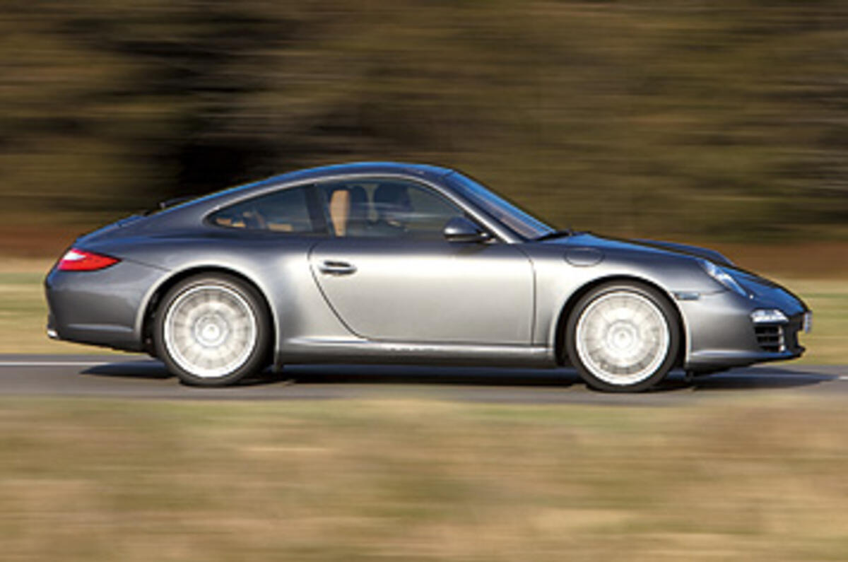 Porsche 911 3.8 Carrera 4S