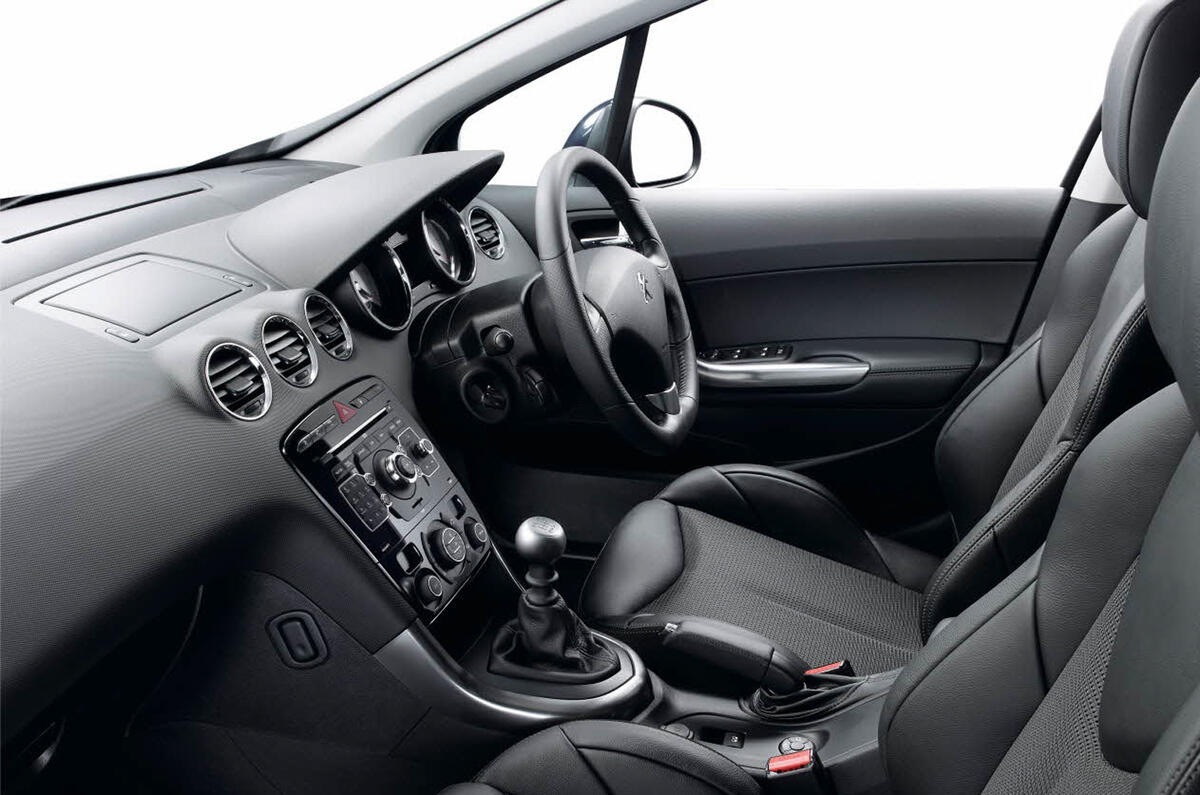 Peugeot 308 1 6 E Hdi 11 Review Autocar Peugeot 308 1 6 E Hdi 11 Review Autocar