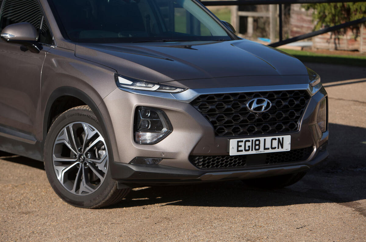 Hyundai Santa Fe 2019 road test review - front bumper