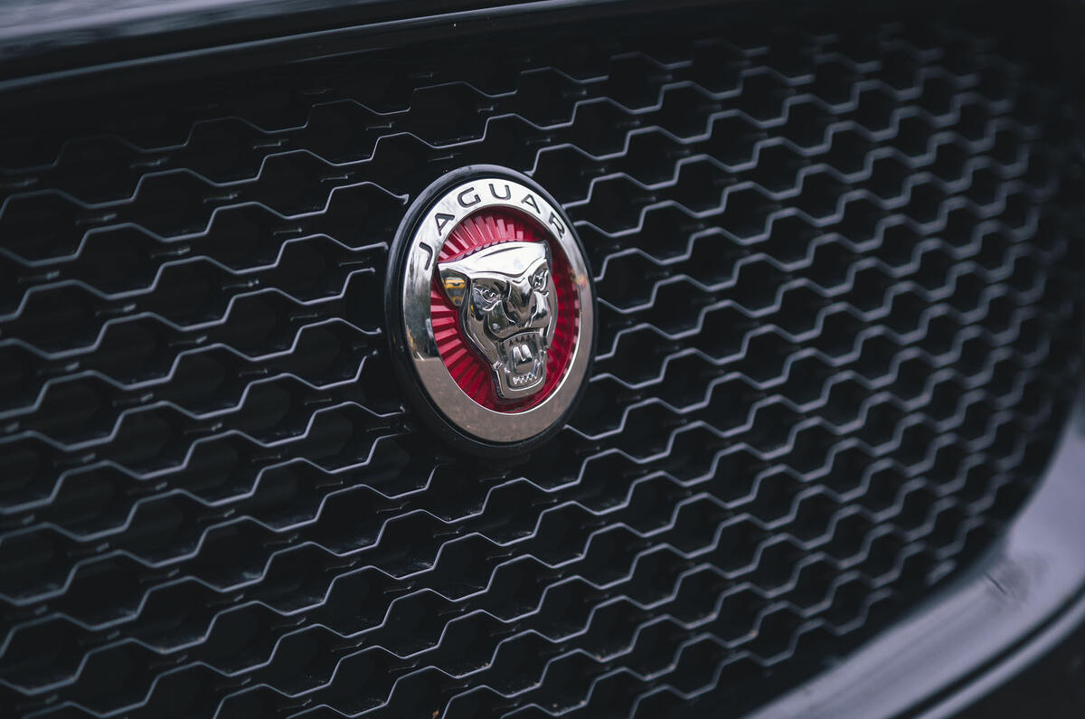 Jaguar XF Sportbrake 2019 road test review - bonnet badge