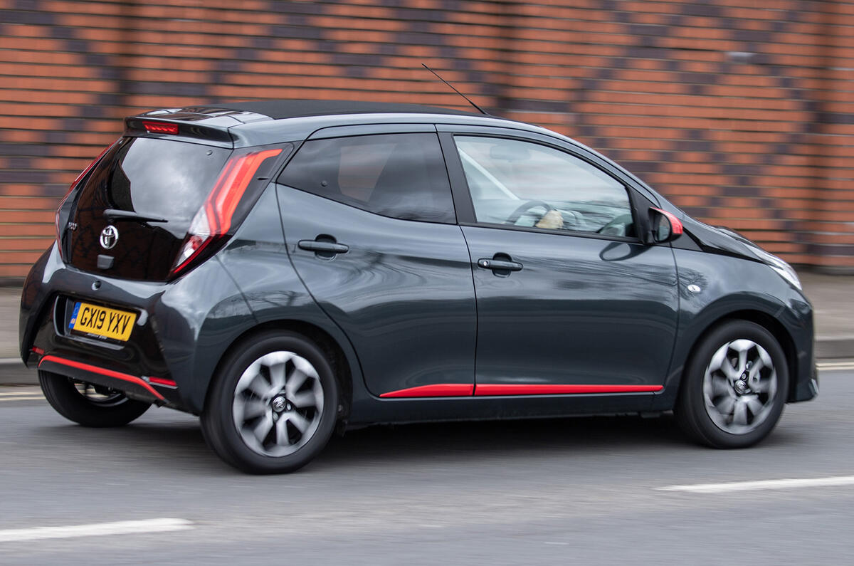 3 Toyota Aygo 2019 UE RT héros arrière