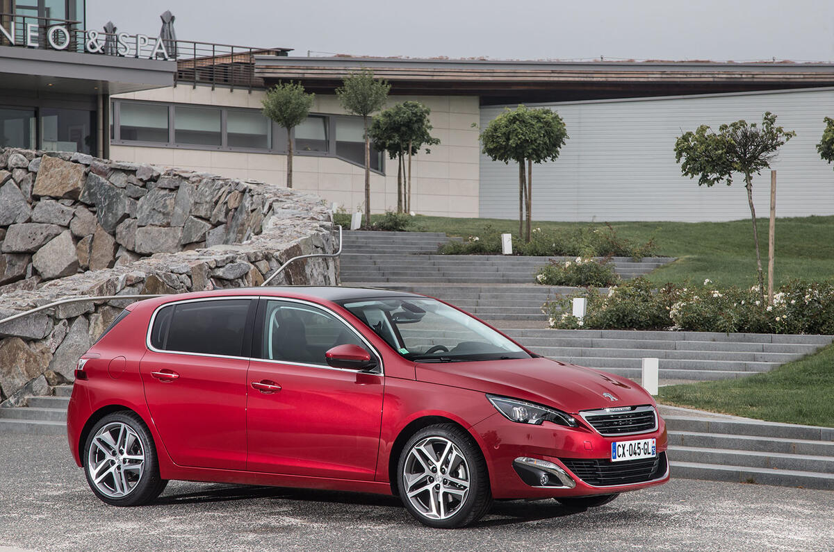 Peugeot 308 Allure 1.2 e-THP Puretech 130 auto first drive Peugeot 308 Allure 1.2 e-THP Puretech 130 auto first drive