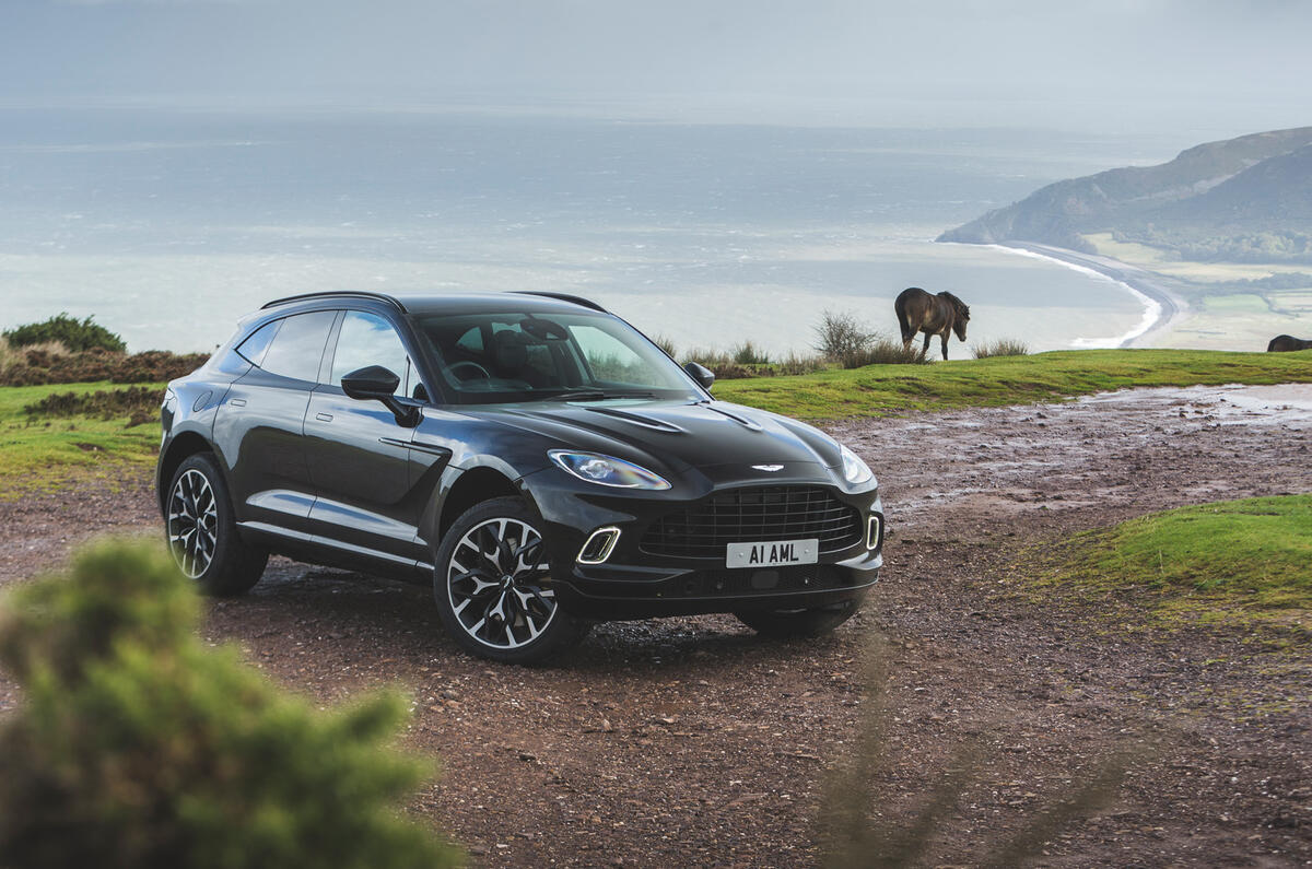 Examen de l'essai routier de l'Aston Martin DBX 2020 - statique