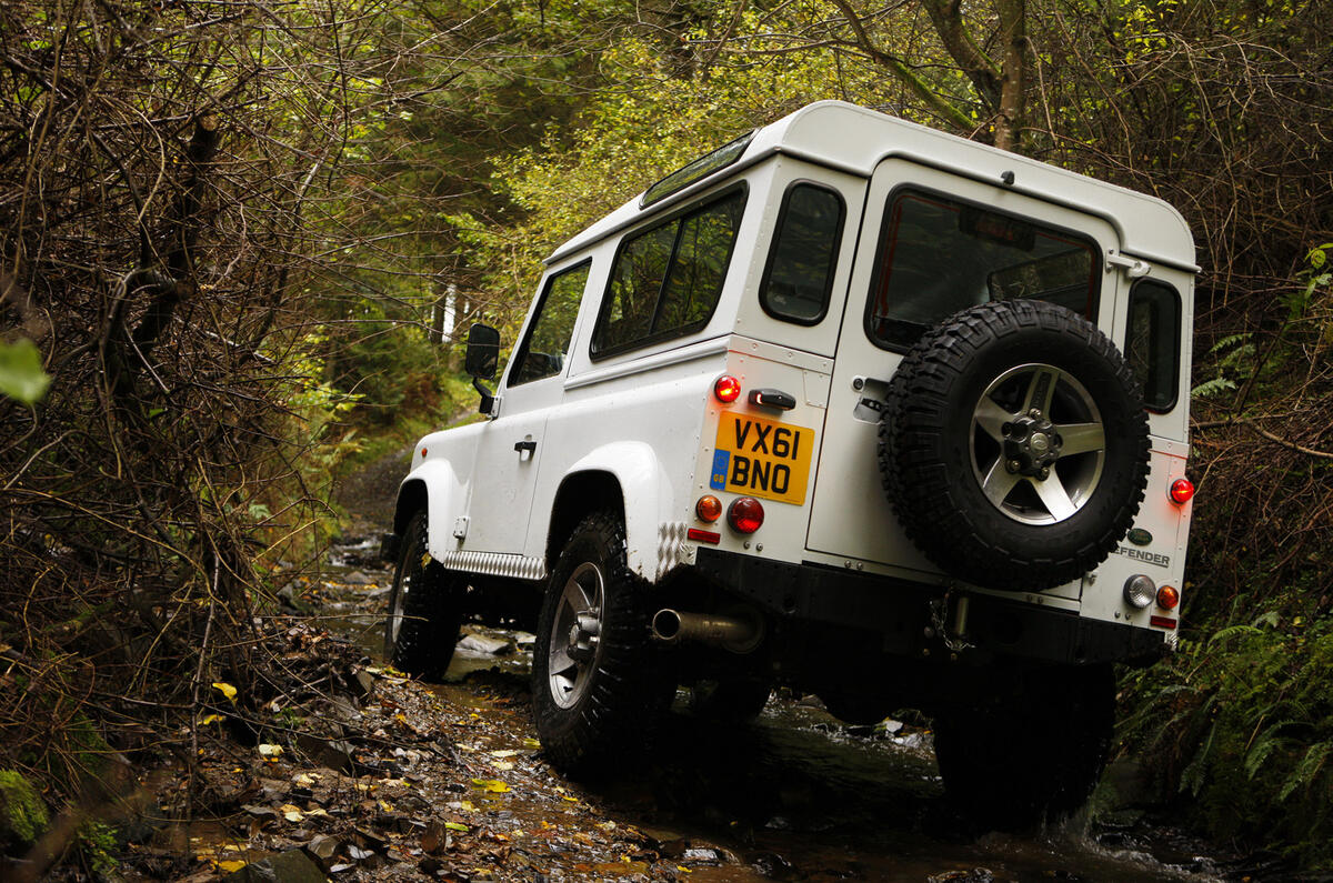 Land Rover Defender 90 2.2D review | Autocar