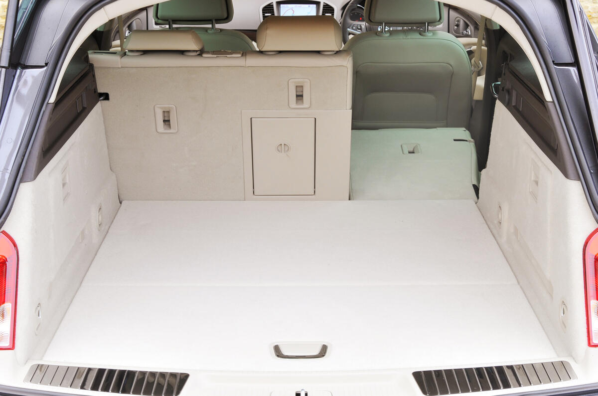 Vauxhall Insignia ecoFLEX Estate Autocar