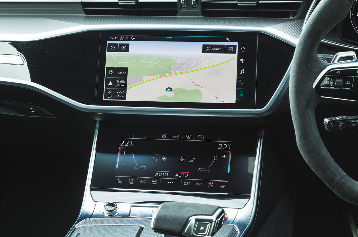 Audi RS6 Avant 2020 road test review - centre console