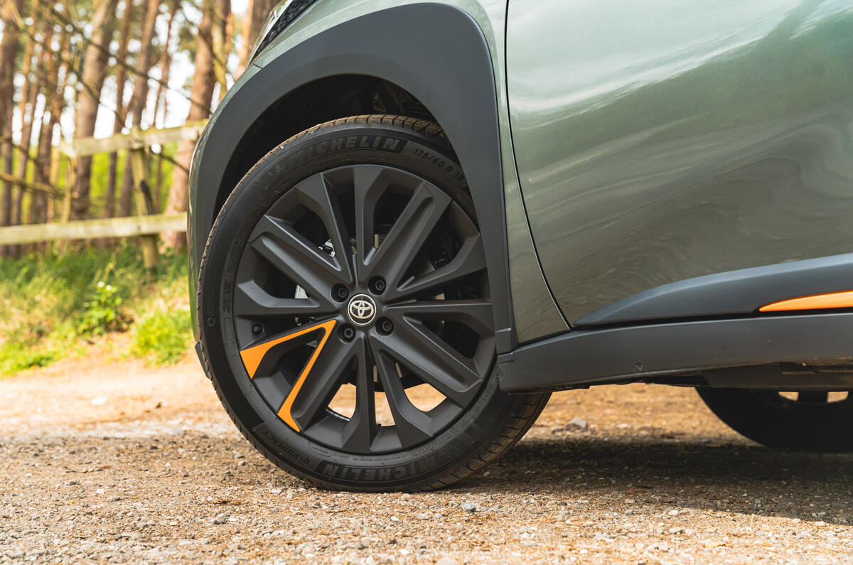 3b Toyota Aygo X RT 2022 wheel