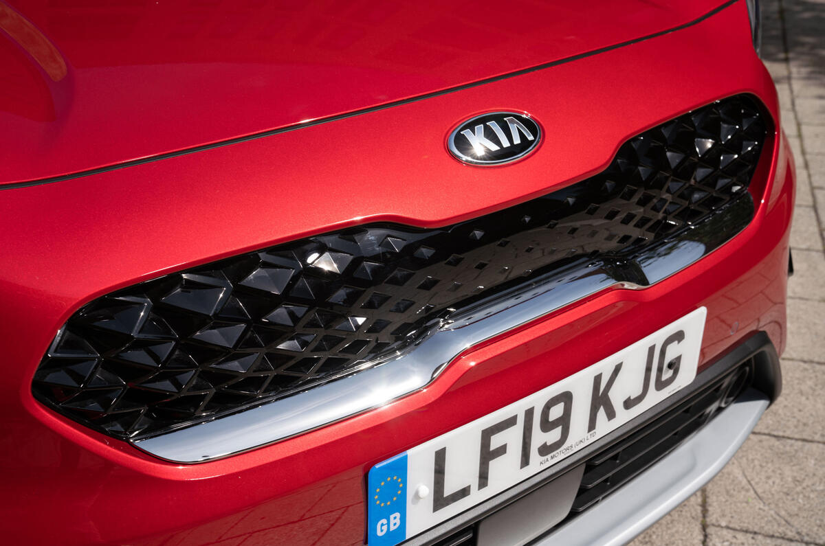 4 Kia Niro 2021 road test review nose