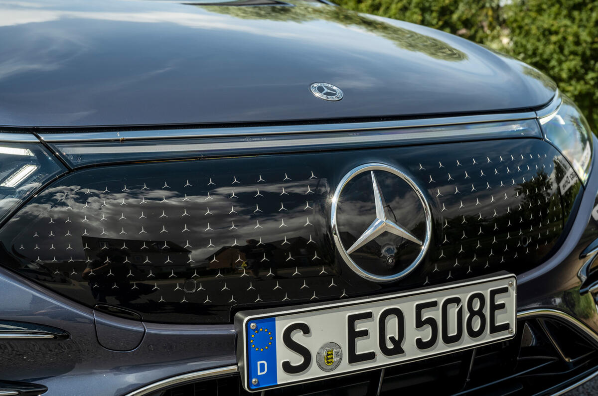 4 mercedes benz eqs 2021 uk lhd fd nose