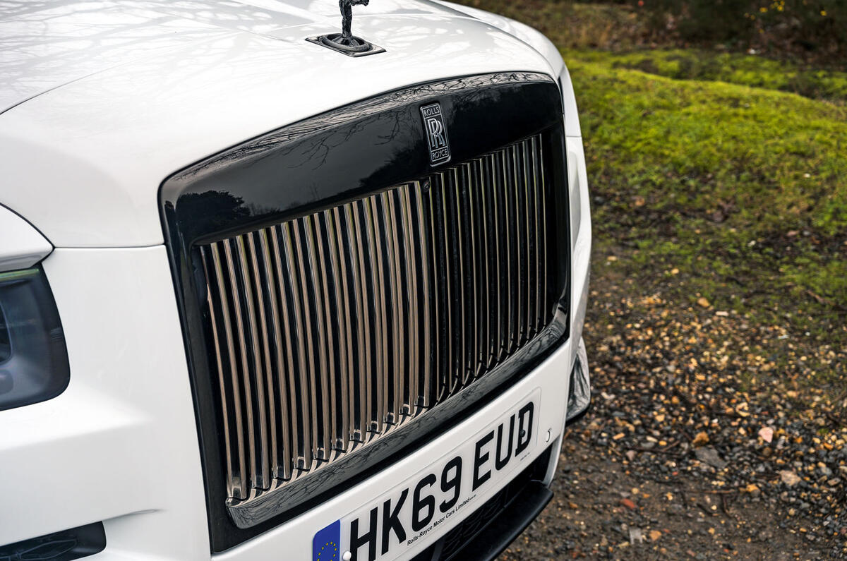 Rolls Royce Cullinan 2020 road test review - front grille