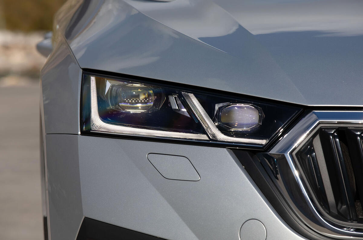Skoda Octavia Estate 2020 road test review - headlights