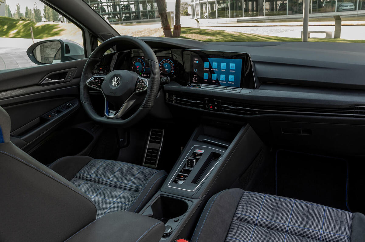 Volkswagen Golf GTE 2020 road test review - cabin