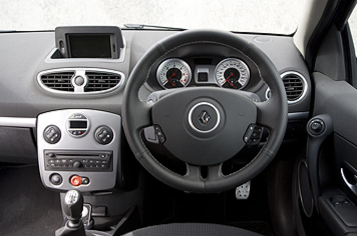 Renault Clio 1 5 Dci 106 Gt Review Autocar