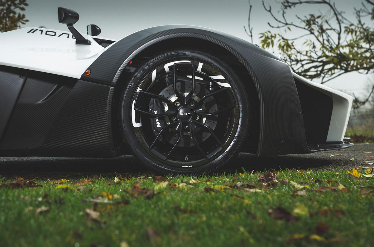 BAC Mono 2018 review - alloy wheels