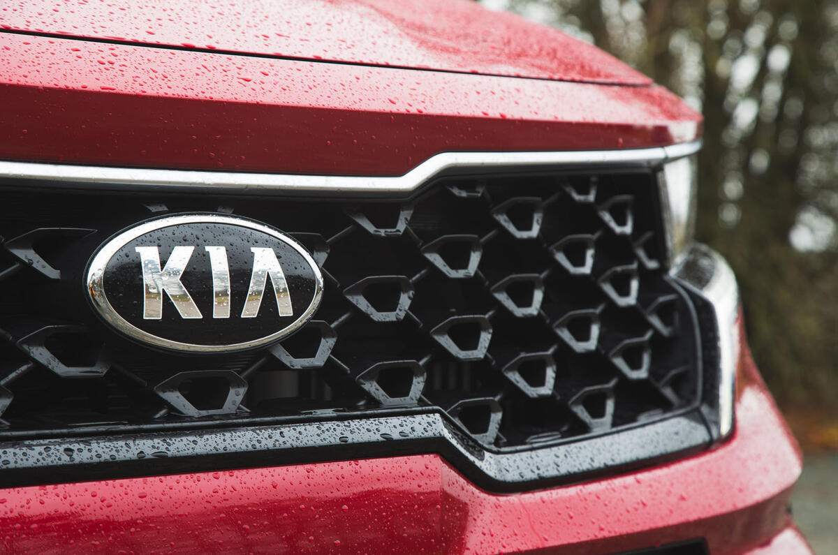 5 Kia Sorento 2021 road test review nose badge