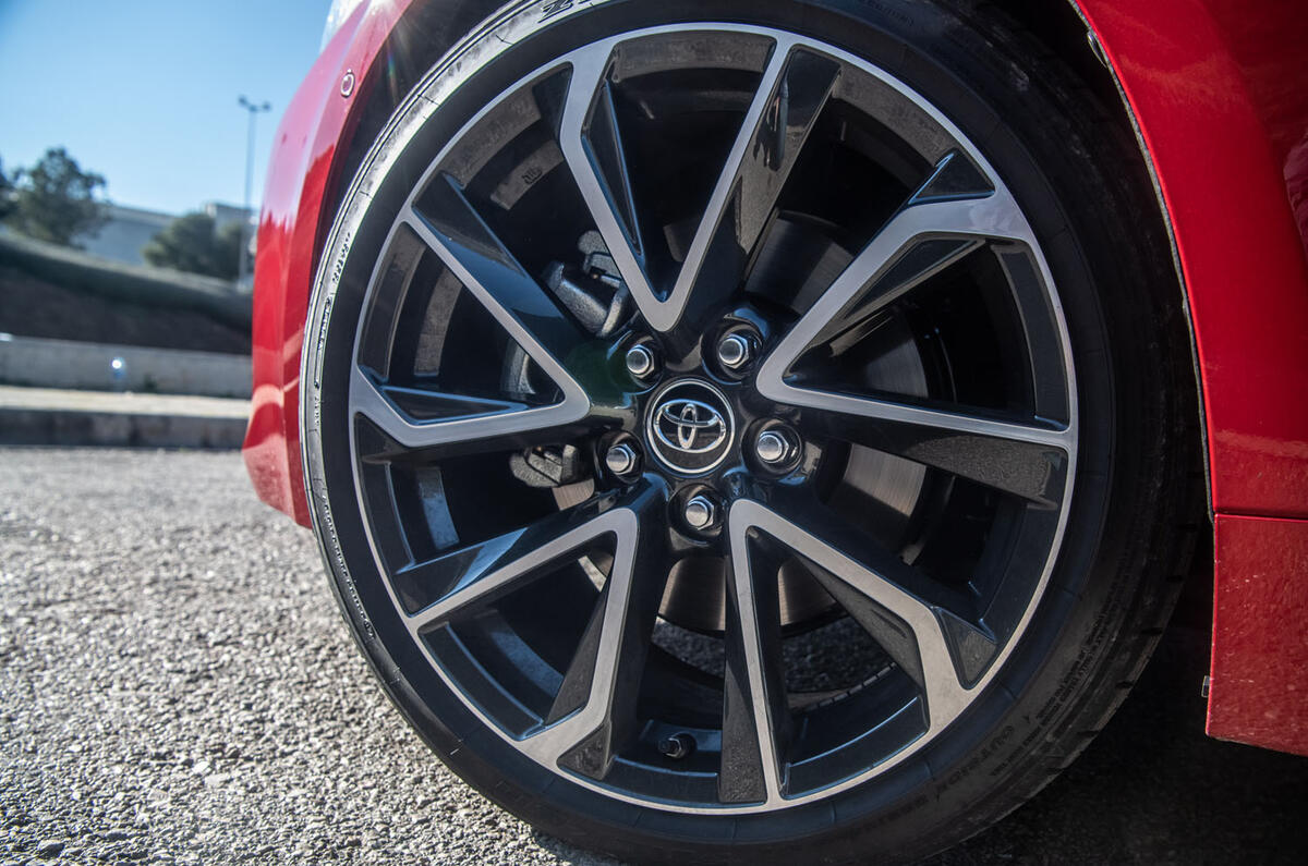 Toyota Corolla hybrid hatchback 2019 road test review - alloy wheels
