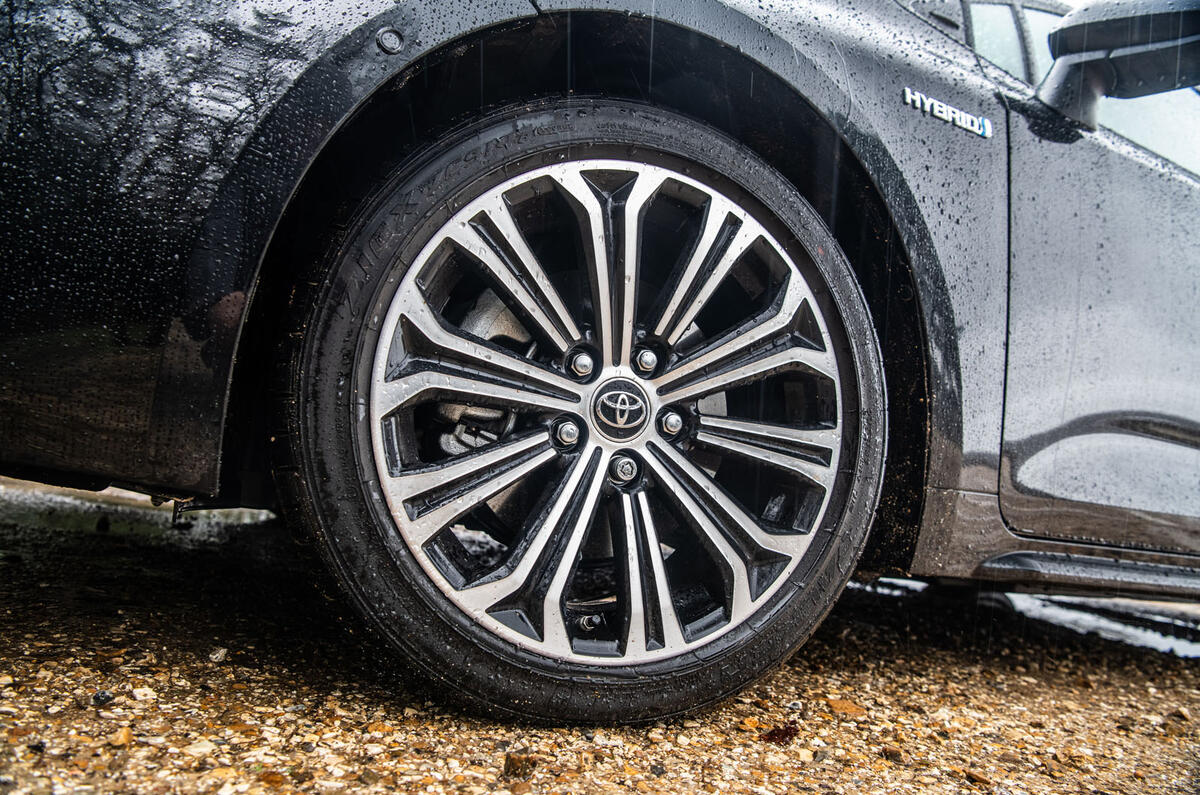 Toyota Corolla Touring Sports 2019 road test review - alloy wheels