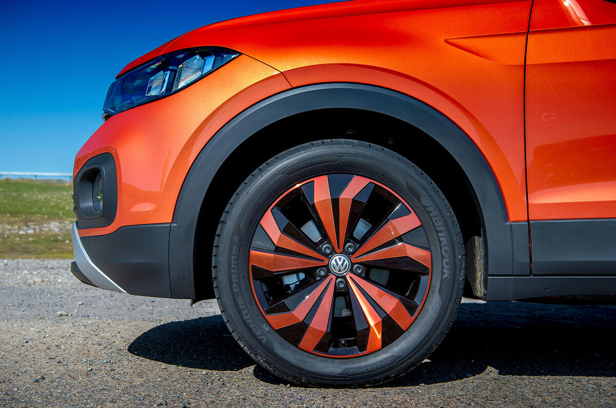 Revue Volkswagen T-Cross 2019 - roues en alliage