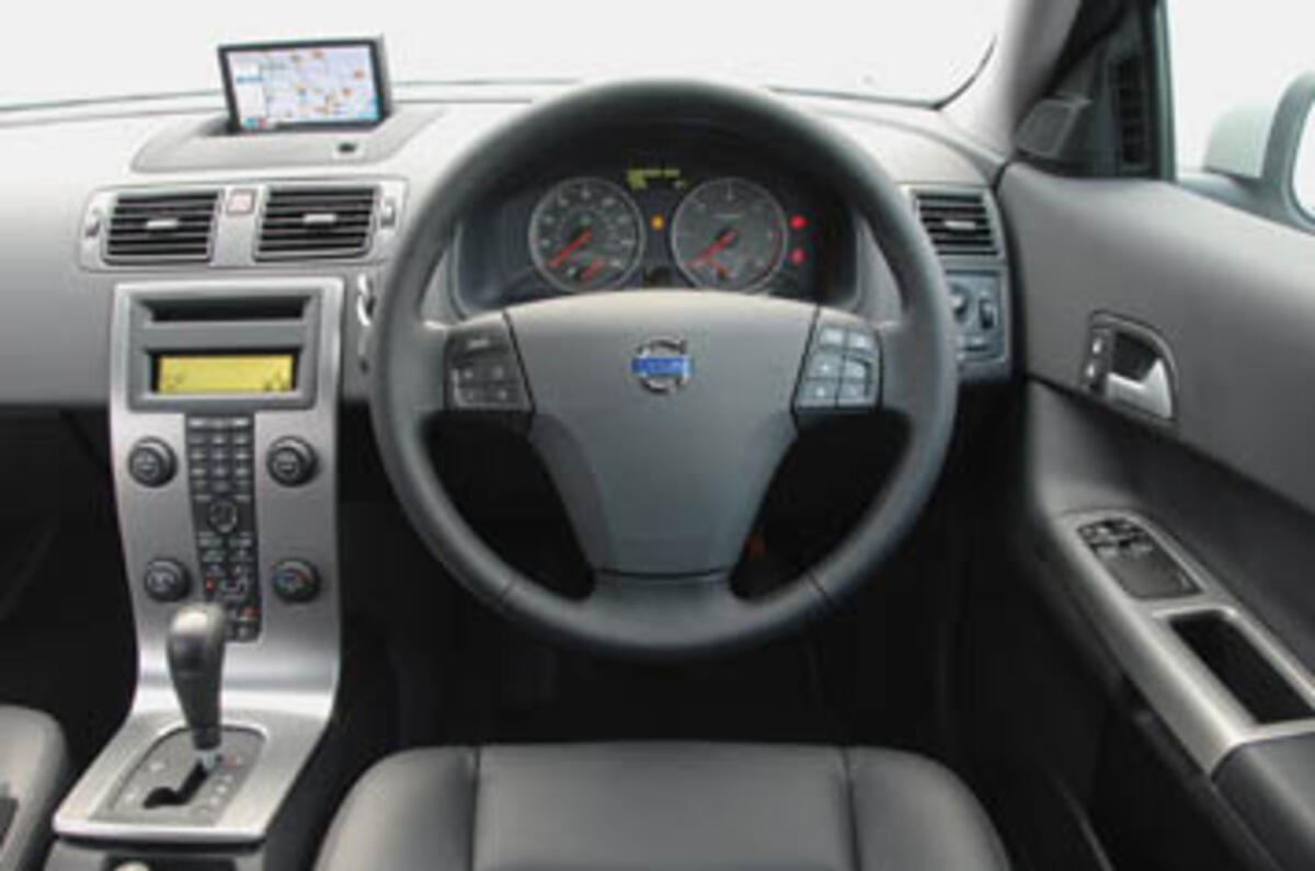2005 Volvo S40 T5 >> Volvo C30 D5 SE Sport Geartronic review | Autocar 2005 Volvo S40 T5 >> Volvo C30 D5 SE Sport Geartronic review | Autocar