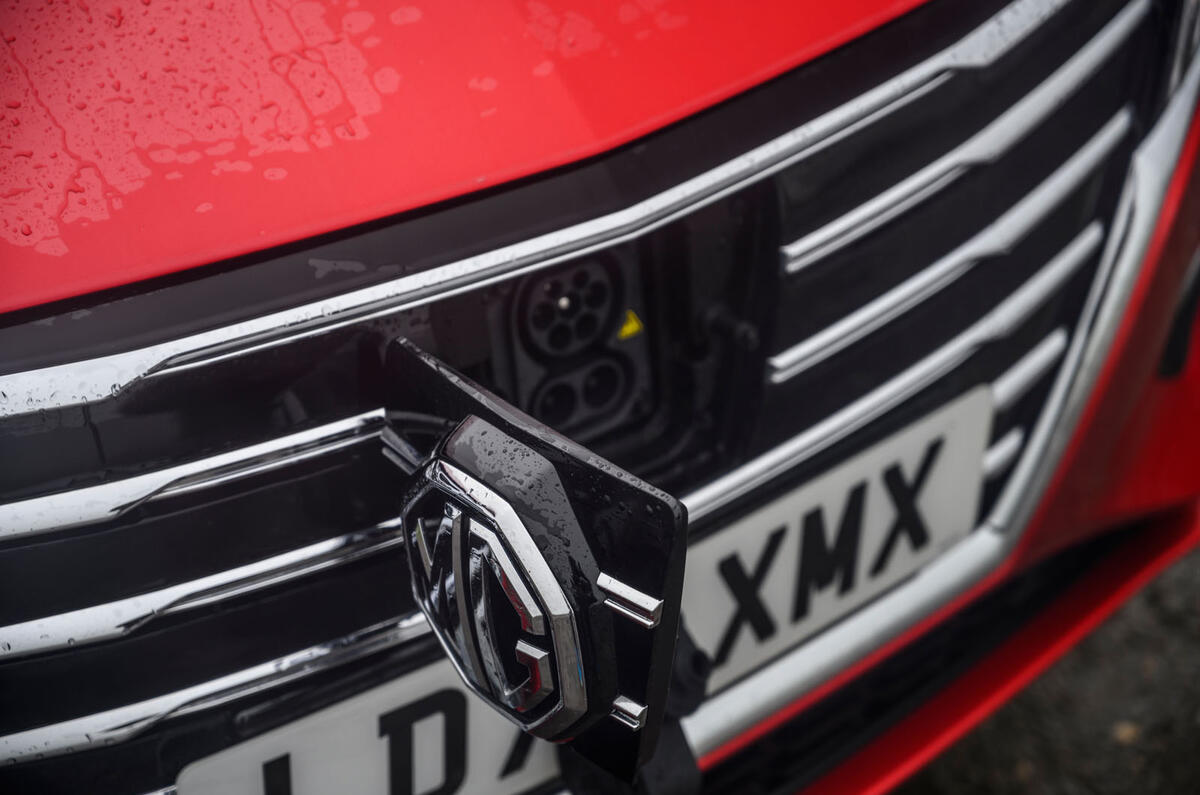 MG 5 SW EV 2020 Révision de l'essai routier - port de chargement