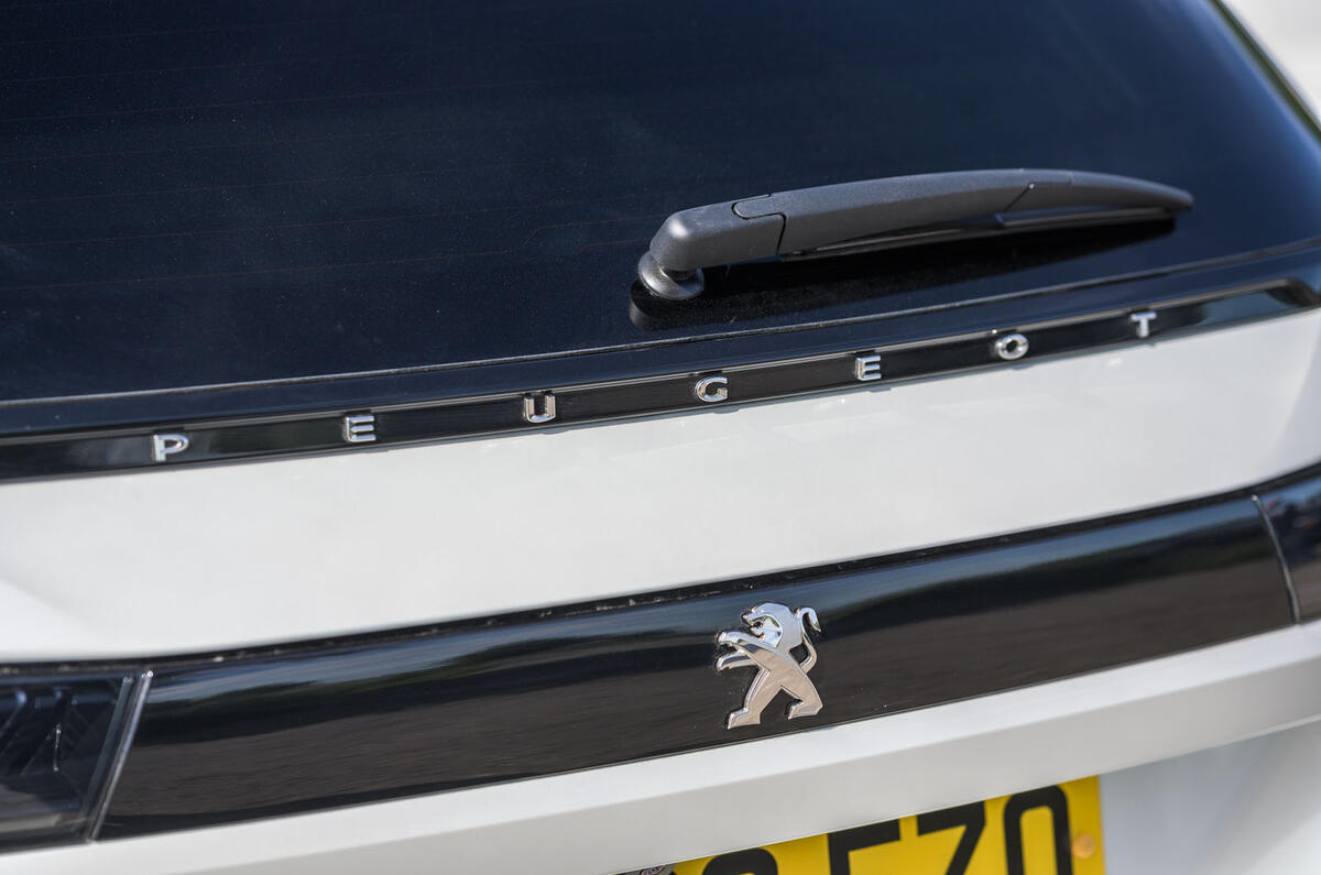 Peugeot 508 SW Hybrid 2020 road test review - rear badge