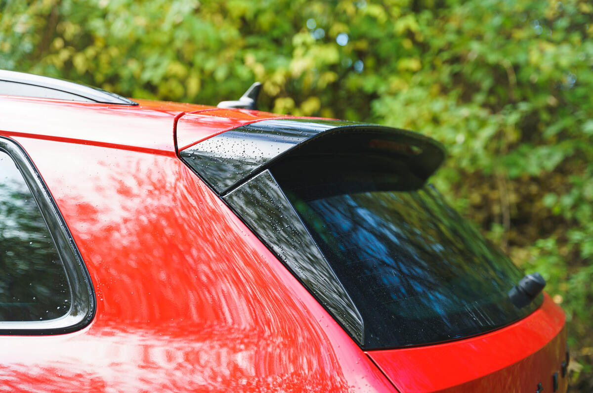 6 Skoda Kodiaq vRS 2022 road test roofline