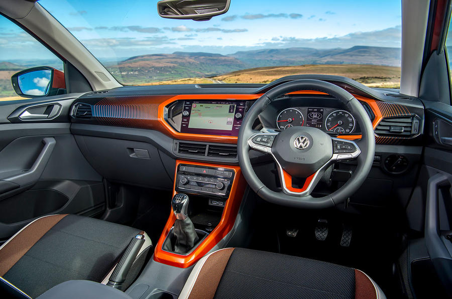 Revue Volkswagen T-Cross 2019 - tableau de bord