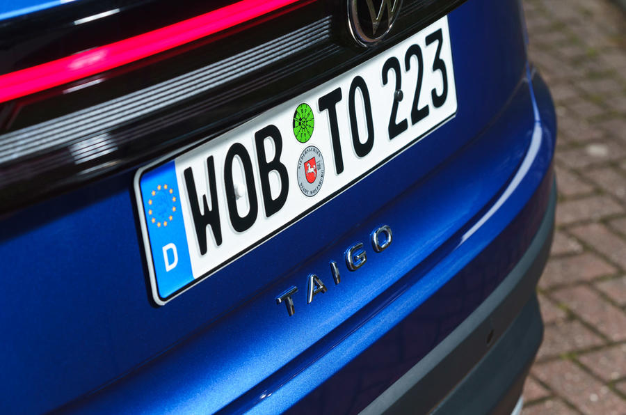 6 Volkswagen Taigo 2021 UE LHD : essai routier - badge arrière