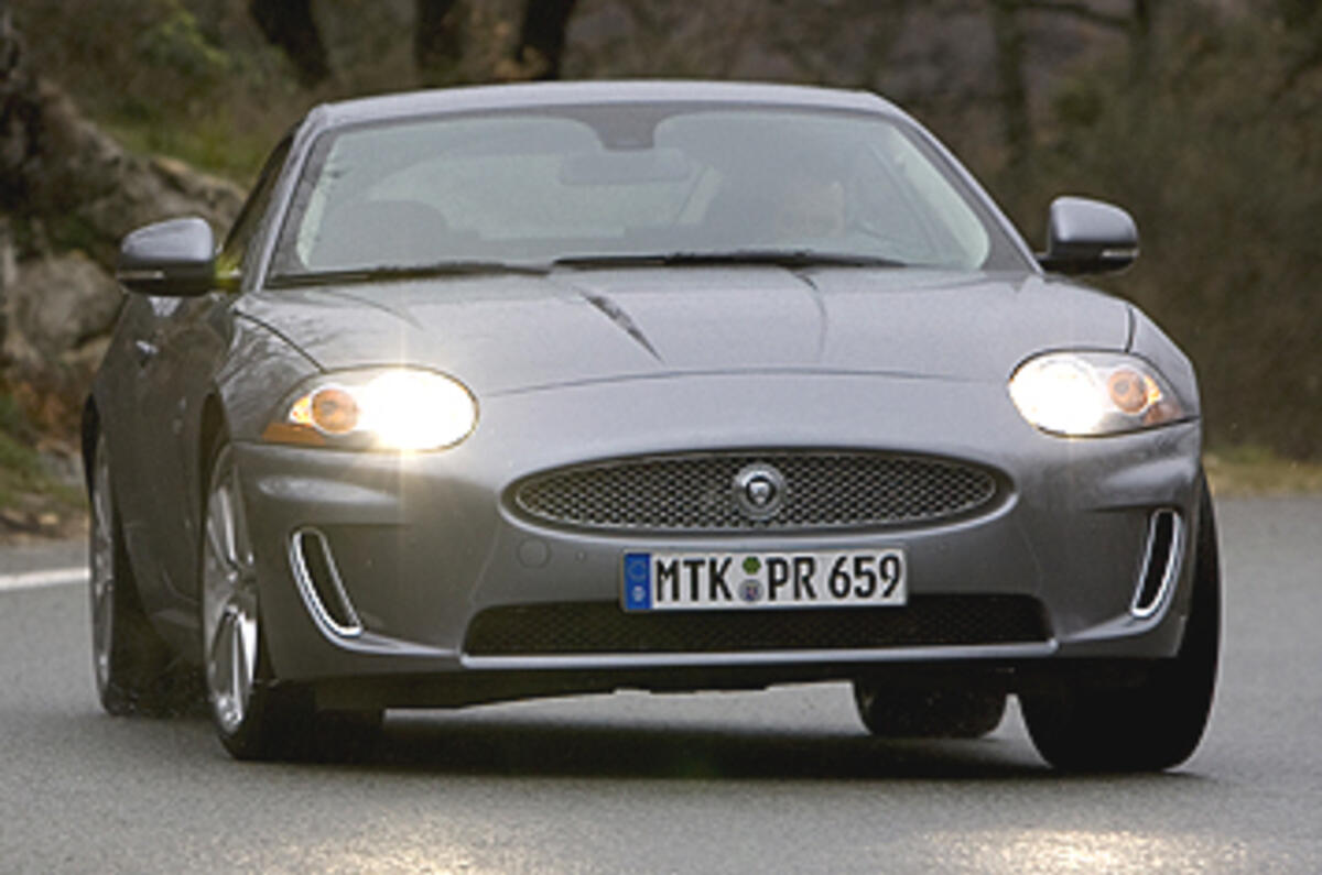 Jaguar XK 5.0 V8 Portfolio