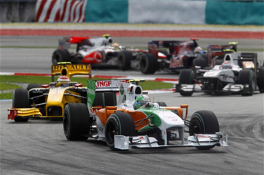 Pirelli bids to enter F1