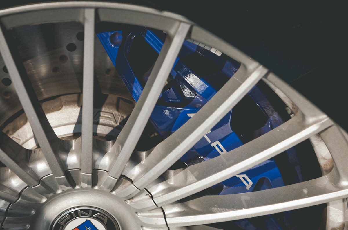 Alpina B3 Touring 2020 road test review - brake calipers