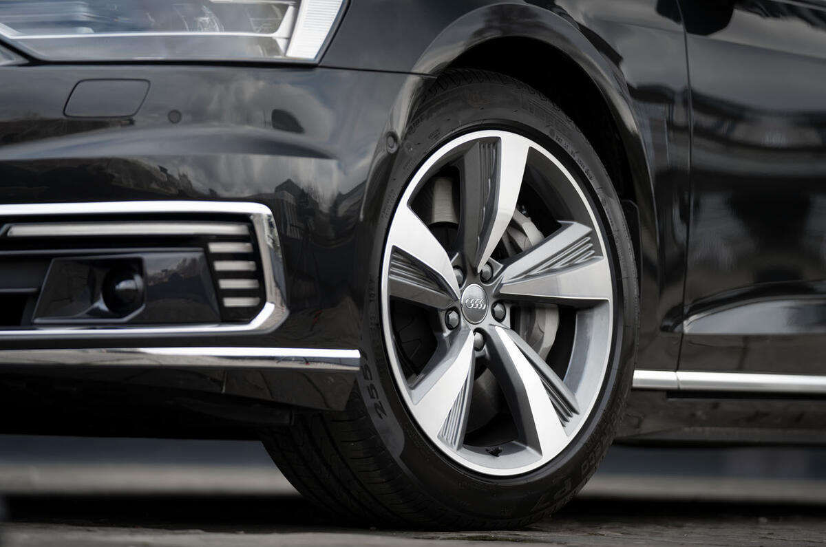 Audi A8 60 TFSIe 2020 road test review - alloy wheels